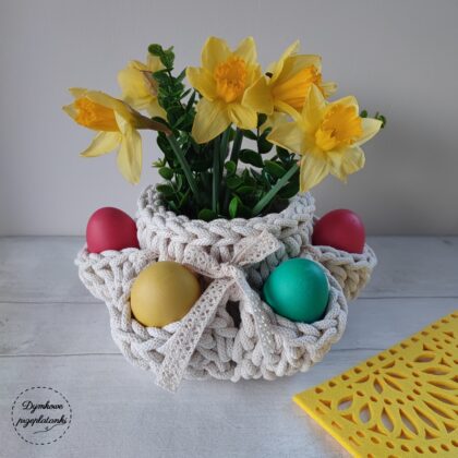 koszyk wielkanocny na jajka ze sznurka bawełnianego, handmade na szydełku